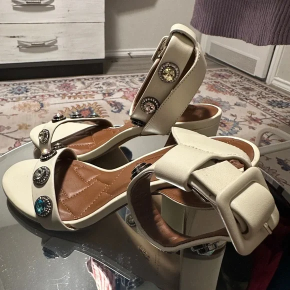 Kurt Geiger Cream Sandals with Multicolor Gem Accents - Picture 3 of 5